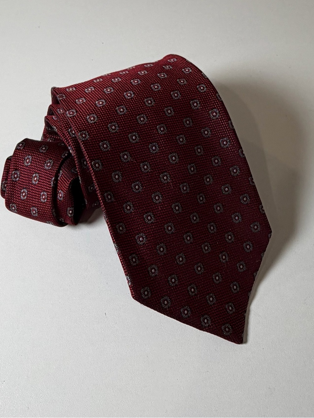 Brooks Brothers 100% Silk Burgundy Silk Tie with Micro Medallion Pattern
